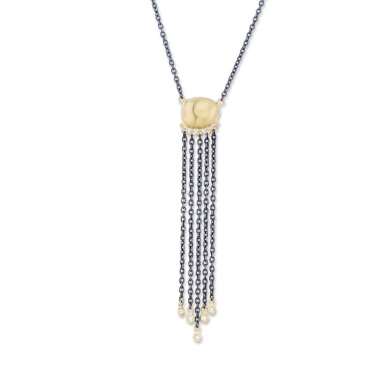 CHAINED NECKLACE