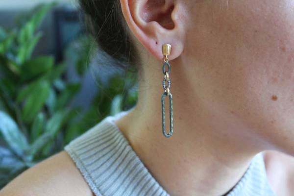 CHILL-LINK EARRINGS - Image 2