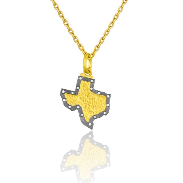 CHASE PENDANT