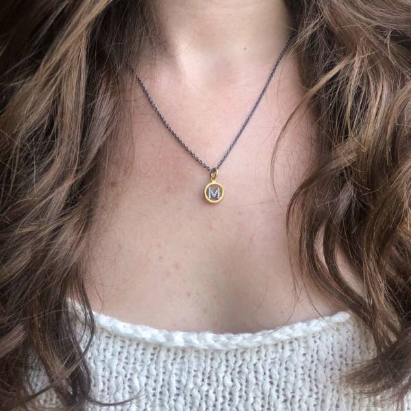 CIRCLE LETTER PENDANT - Image 2