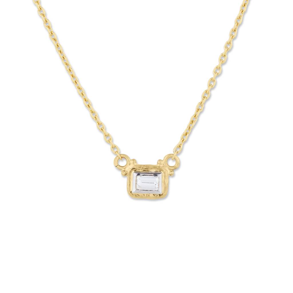DYLAN BAGUETTE NECKLACE