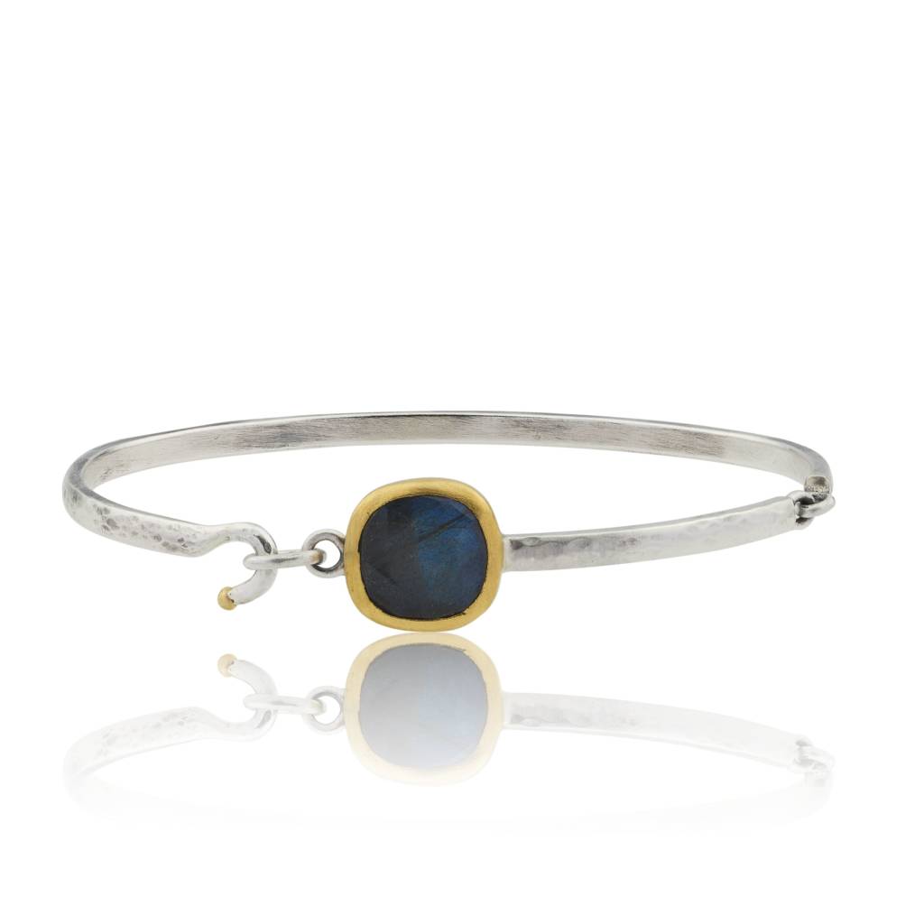KARIN BRACELET