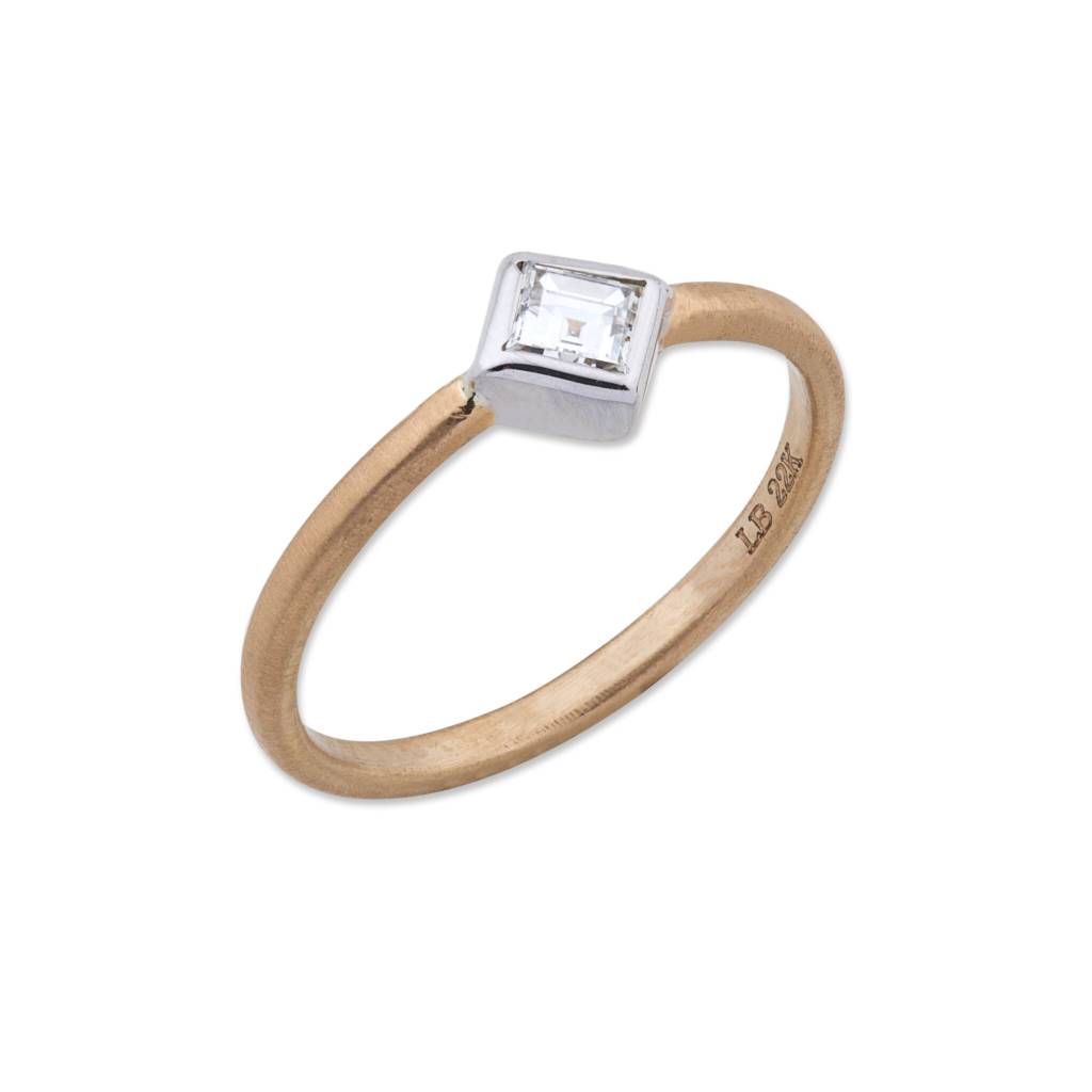 LOVE RING