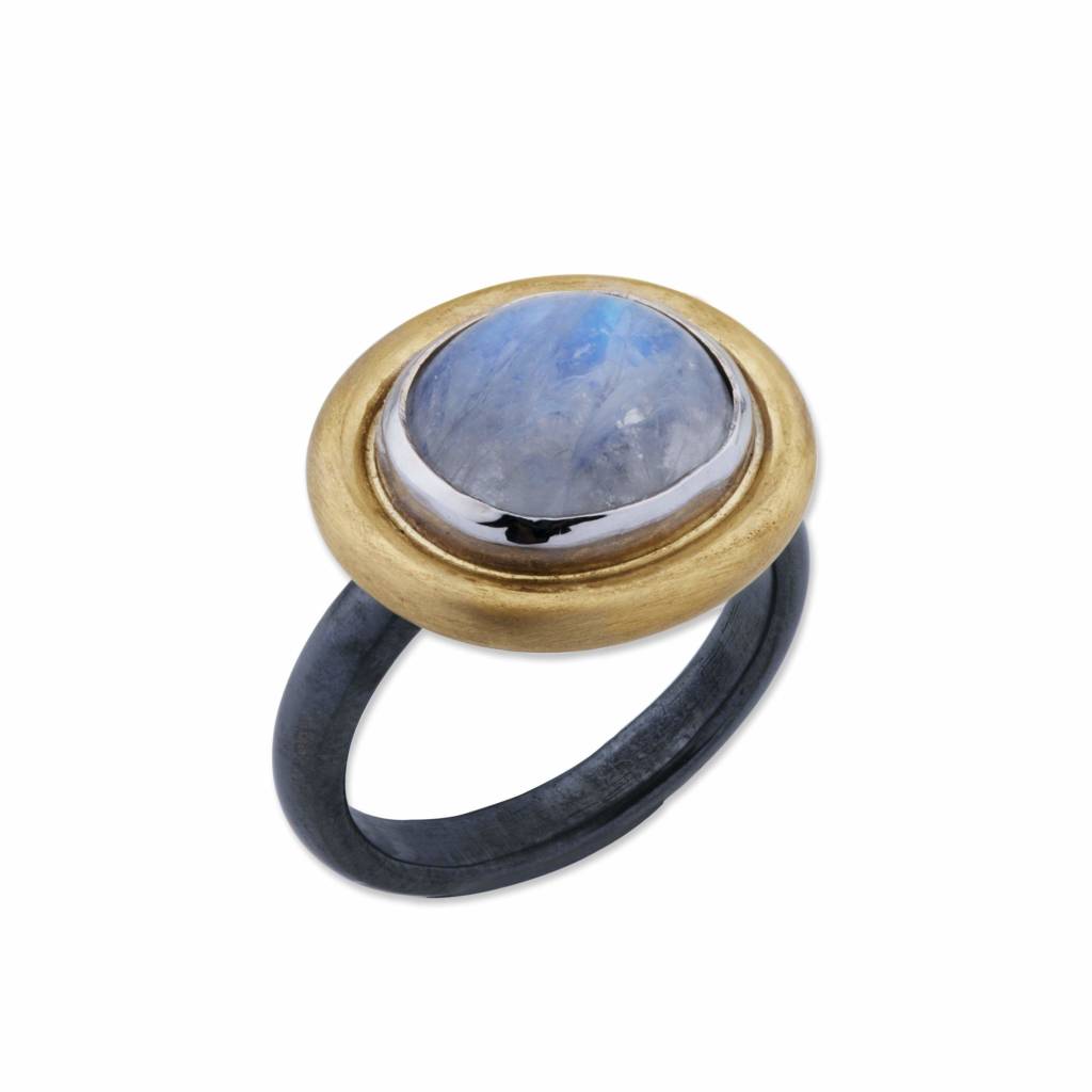 MOONDANCE RING