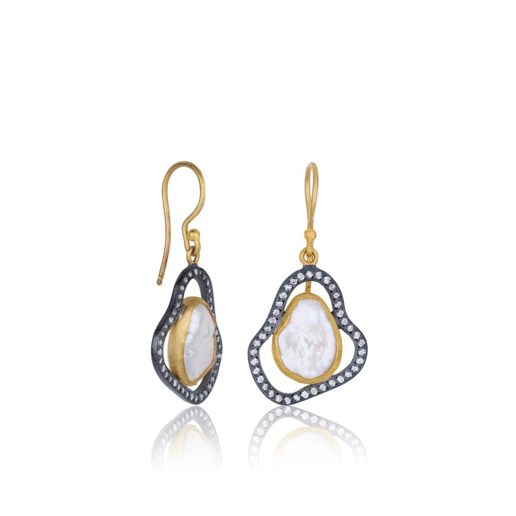 PEARLITA EARRINGS