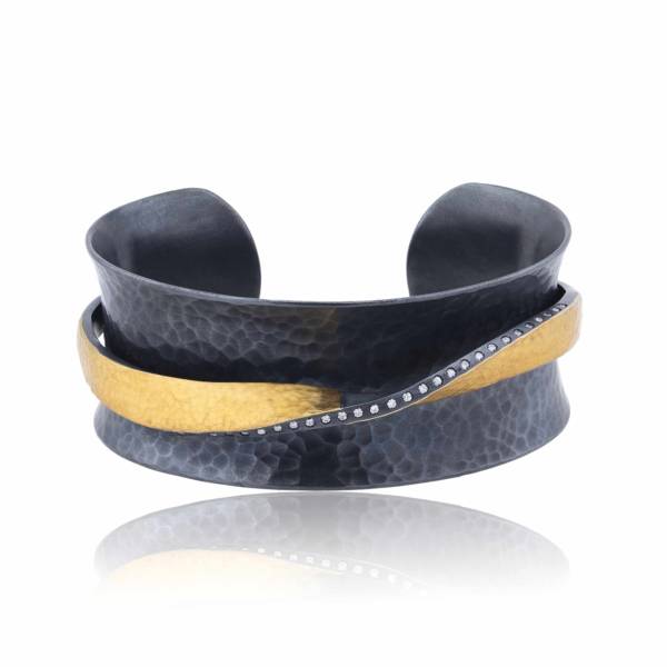 TWIST CUFF