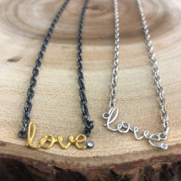 EXPRESSIONS LOVE NECKLACE - Image 3