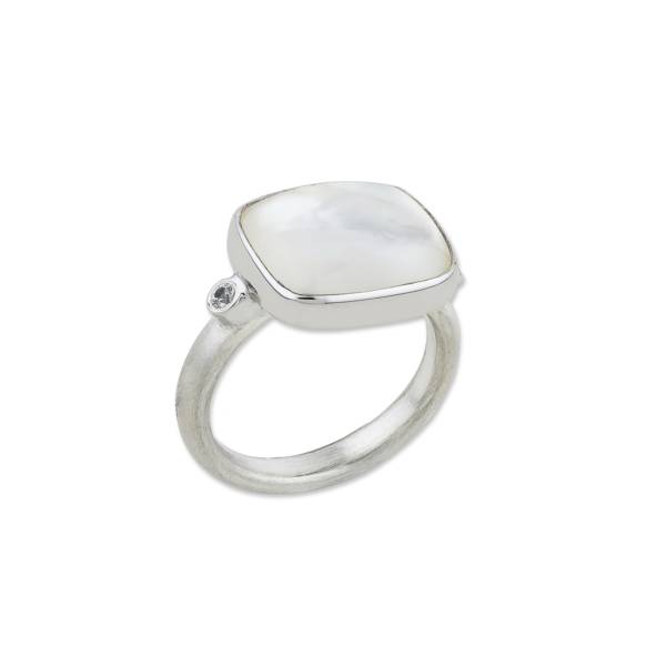 MOONDANCE RING