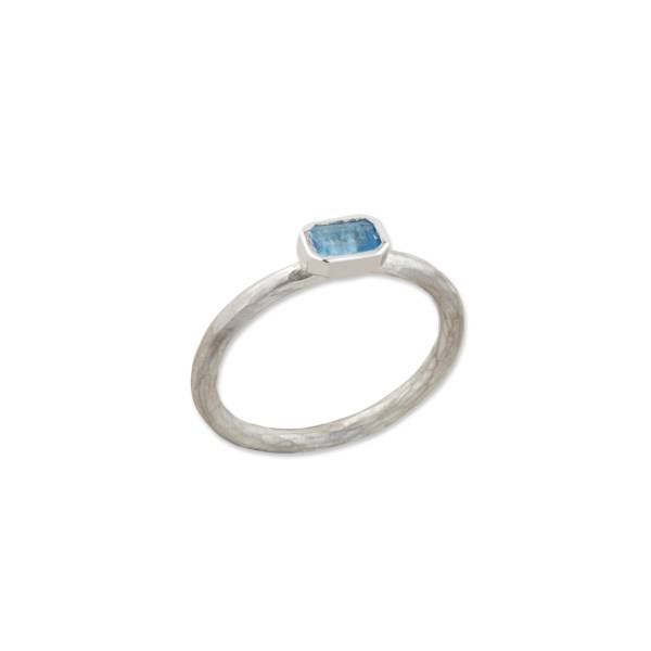 PRISMIC RING