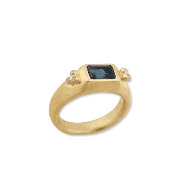DIVA RING