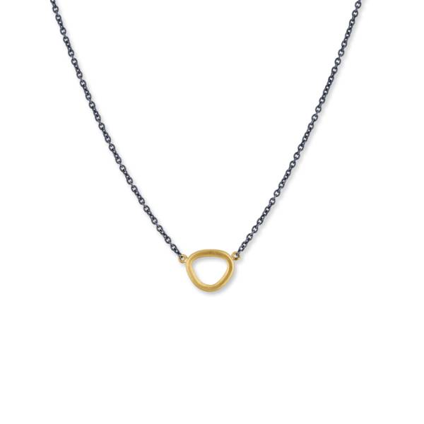 KELLY NECKLACE