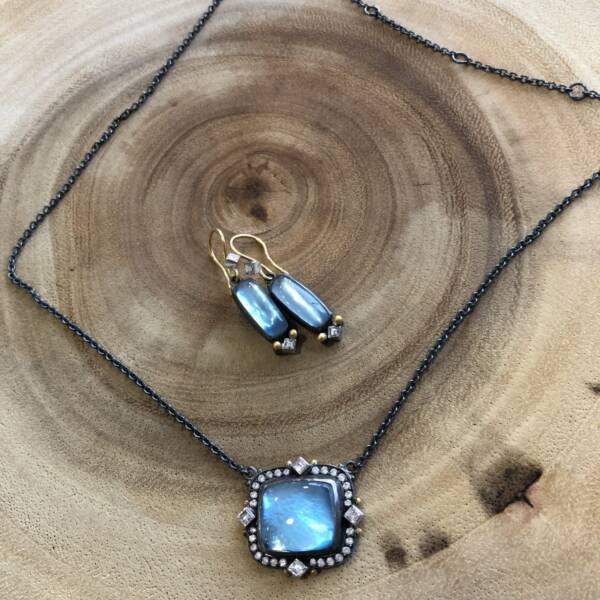 MOONDANCE NECKLACE - Image 3