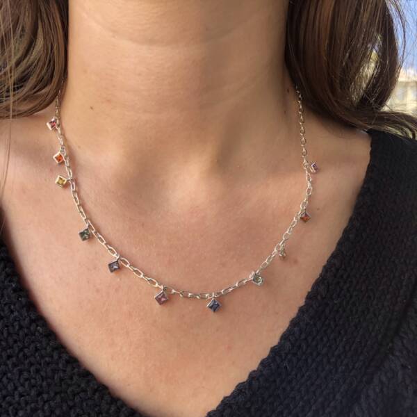 PRISMIC NECKLACE - Image 4