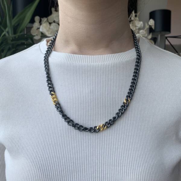 RUGGED CHAIN NECKLACE - Image 3