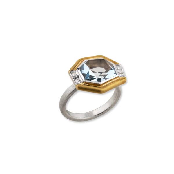 BLUE TOPAZ DECO RING