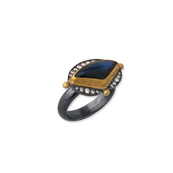 OLYA LABRADORITE RING