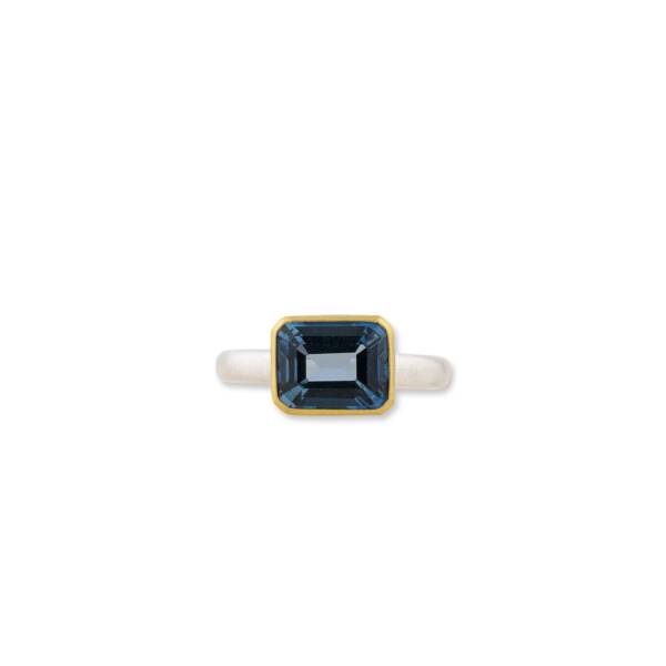 THAMES LONDON BLUE TOPAZ RING - Image 2