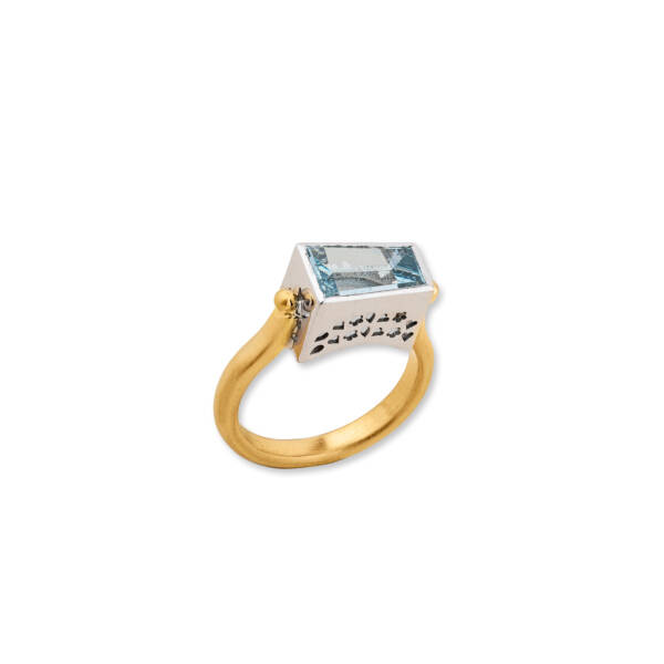 LOVE RING