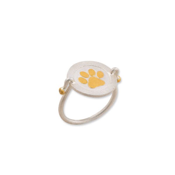 PAW PRINT MEDALLION RING W/DIAMONDS