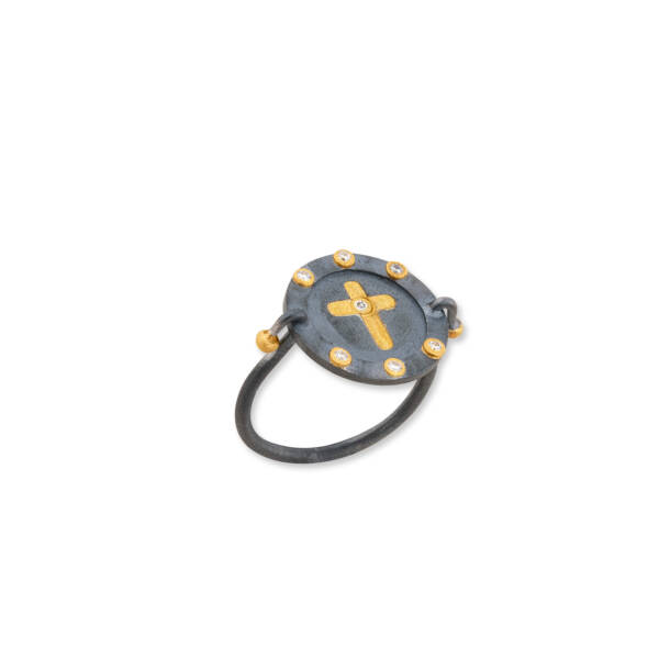 MEDALLION CROSS RING, DIAMOND