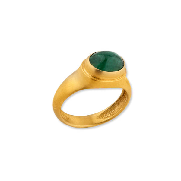 SLOANE OVAL EMERALD RING