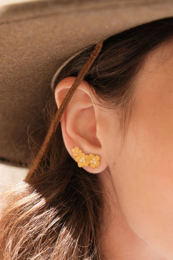 BUTTERCUP ALL GOLD DIAMOND EARCLIMBERS - Image 2