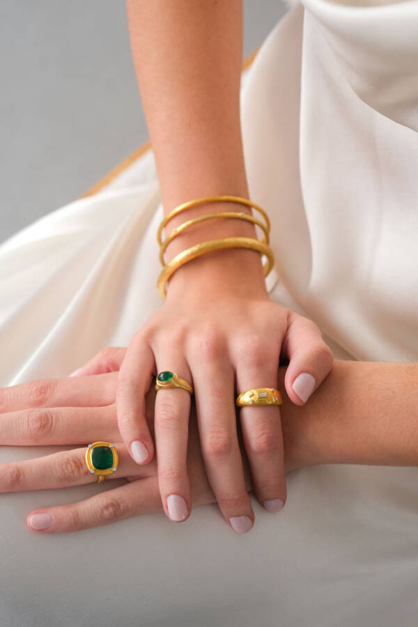 FUSION BANGLE, CURVED TOP - Image 3