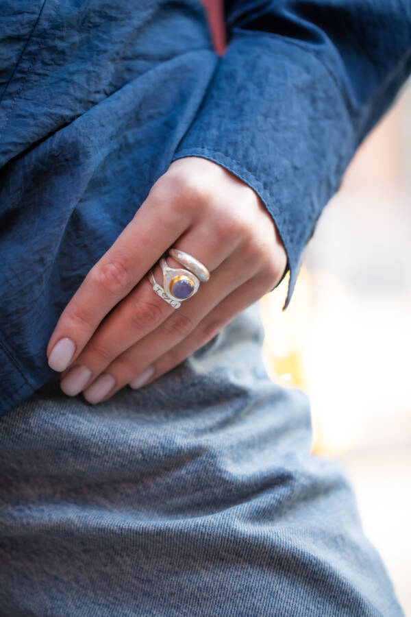 JELLYBONBON CHALCEDONY RING - Image 3