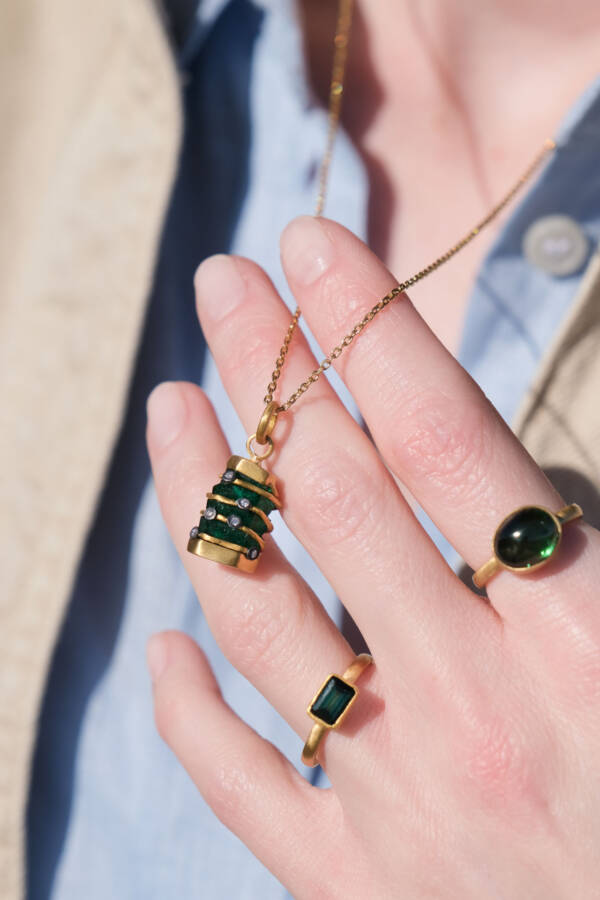 GREEN TOURMALINE LOVE RING - Image 3