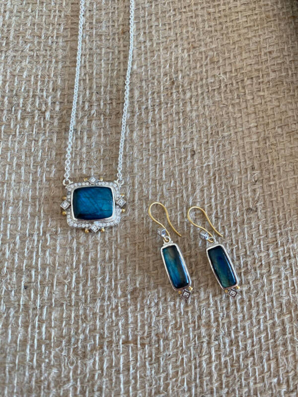 MOONDANCE NECKLACE - Image 4