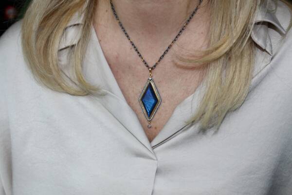 MOONDANCE NECKLACE - Image 2