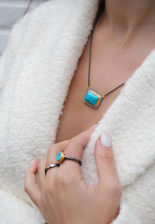 MY WORLD NECKLACE - Image 2