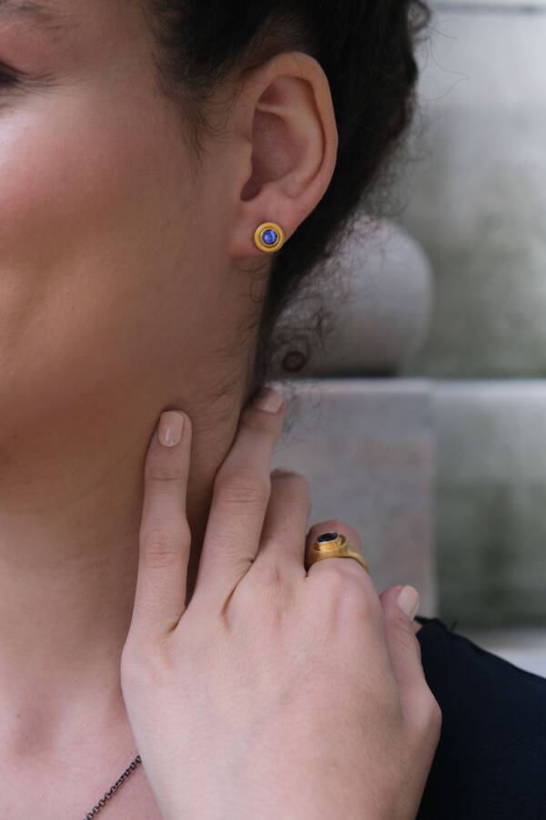 SLOANE TANZANITE  STUDS - Image 2