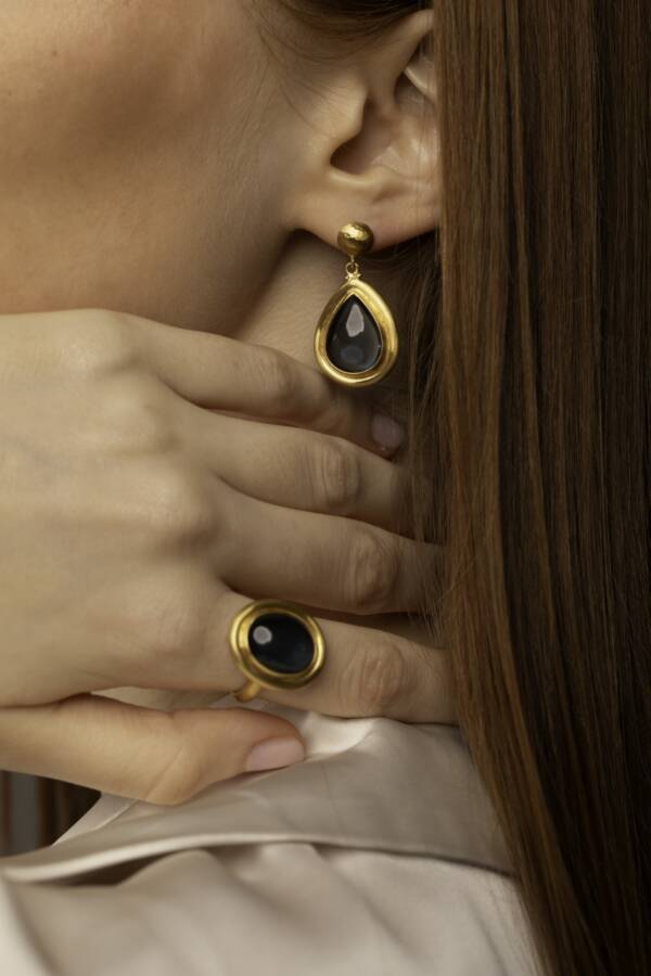 SLOANE LONDON BLUE TOPAZ  RING - Image 4