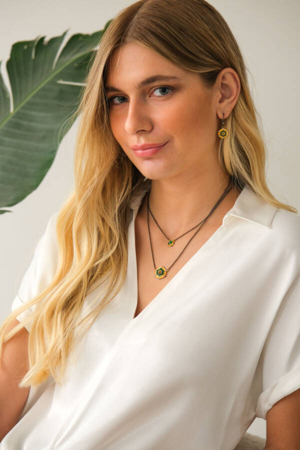HEXAGONAL EMERALD SUN NECKLACE - Image 2
