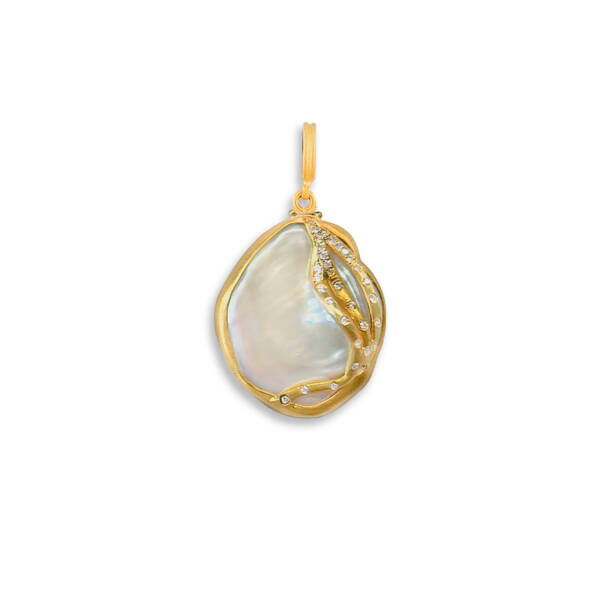 LYDIA REVERSIBLE PEARL PENDANT
