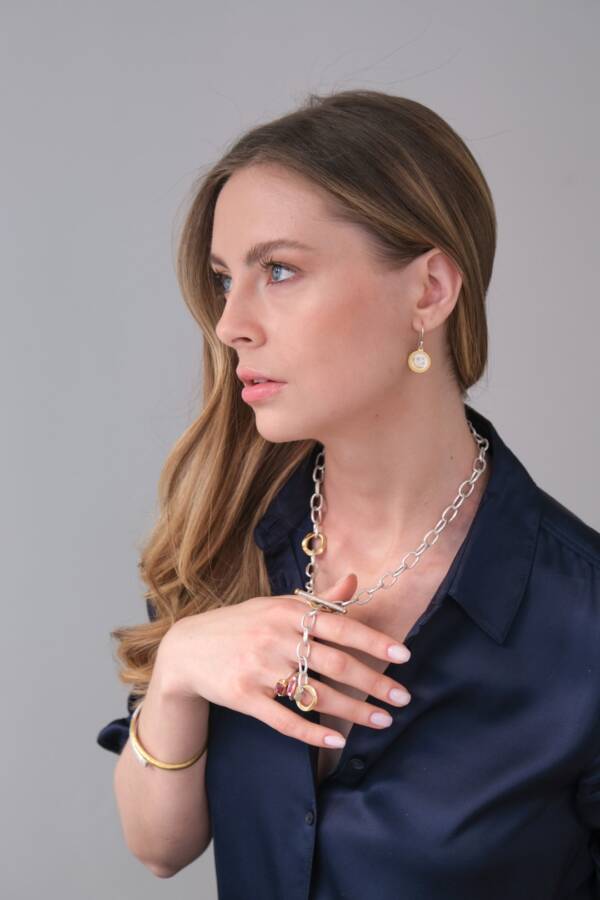 MEDALLION DANGLE EARRINGS - Image 2