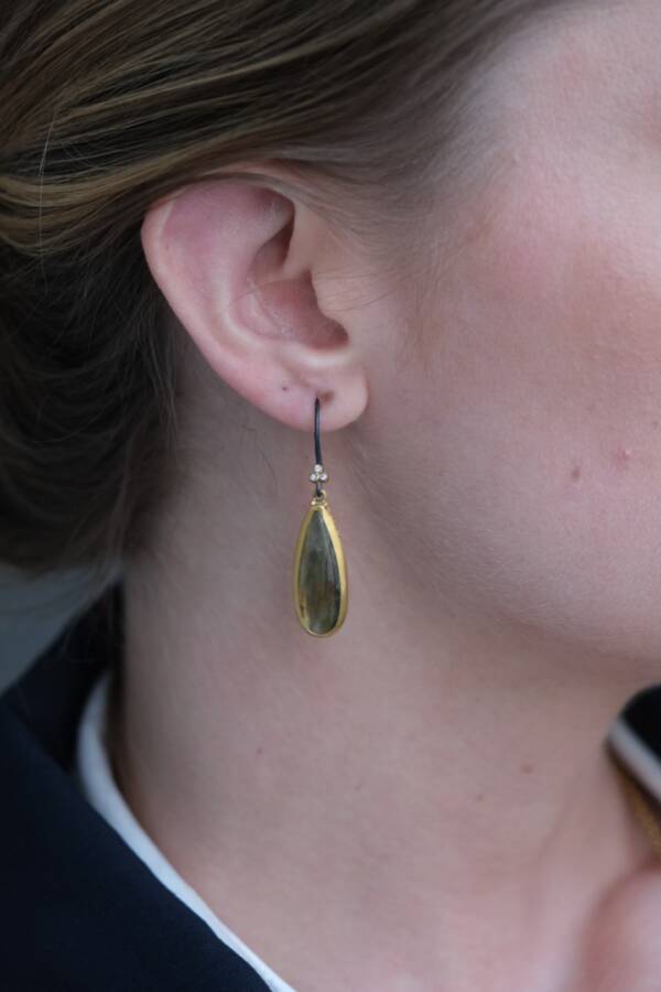 NIGHTFALL EARRINGS - Image 2