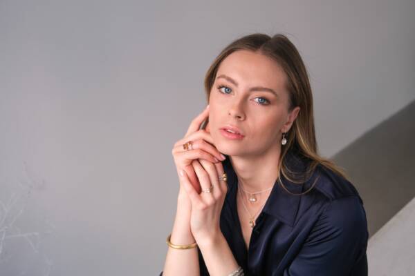 SHELLY EARRINGS W PEARLS - Image 3