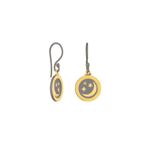 MEDALLION DANGLE EARRINGS